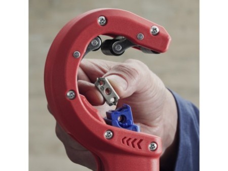 KNIPEX 90 23 01 BK DP50 Obcinak do rur odpływowych z tworzywa sztucznego 165 mm