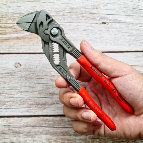 KNIPEX 86 01 180 Szczypce-klucz szczypce i klucz w jednym narzędziu Z antypoślizgowego tworzywa sztucznego fosforanowana, szara