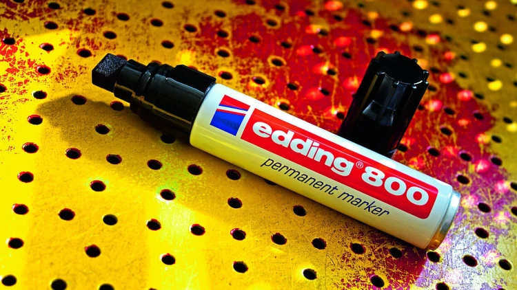 Marker permanentny CZARNY edding ED-800 4-12mm.